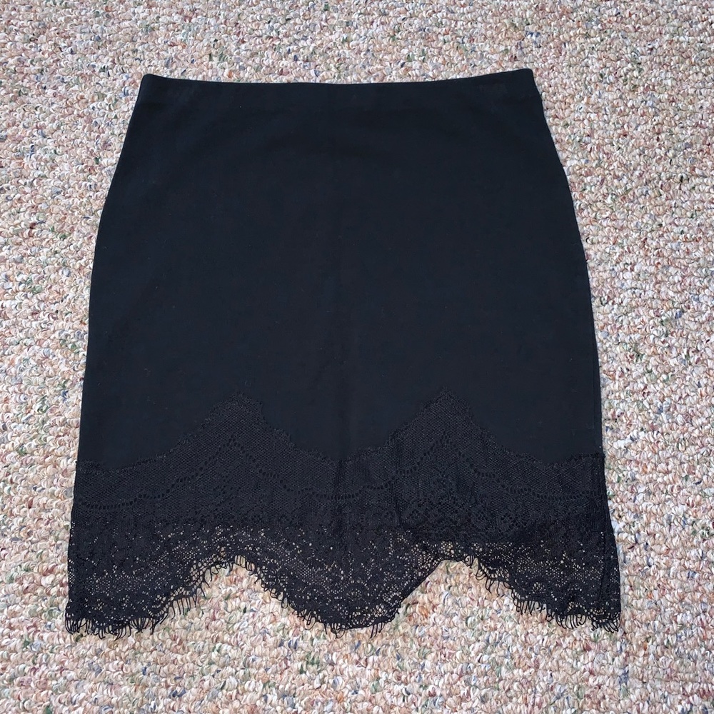 Express mini skirt with lace bottom